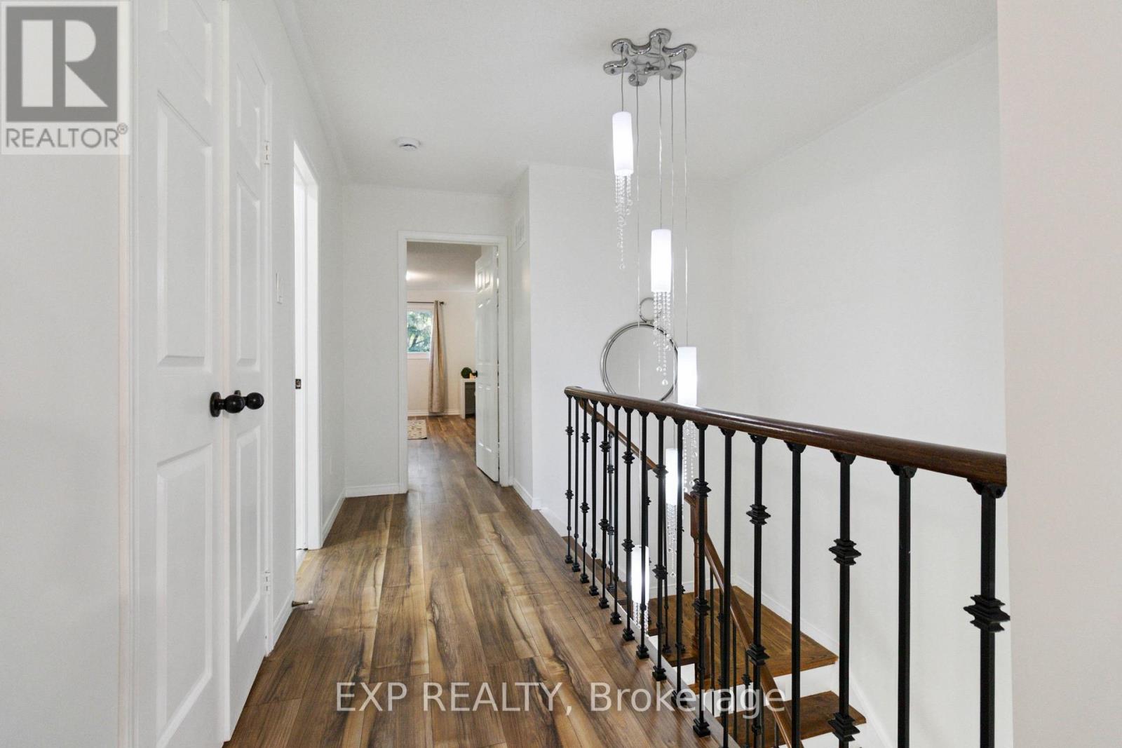 Photo 29 of 2239 Shipwright Road, Oakville ON
