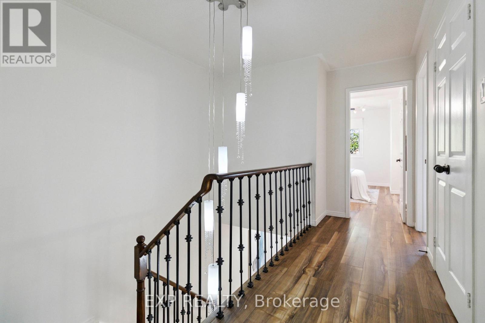 Photo 34 of 2239 Shipwright Road, Oakville ON