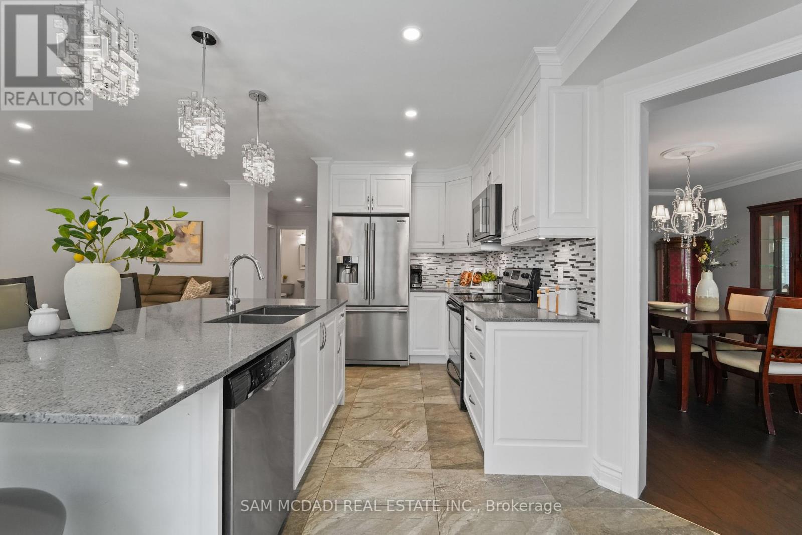 Photo 38 of 1139 Gable Drive, Oakville ON