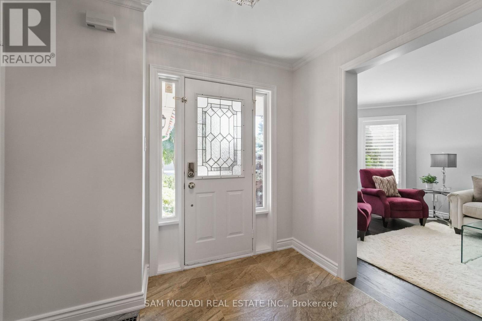 Photo 1 of 1139 Gable Drive, Oakville ON
