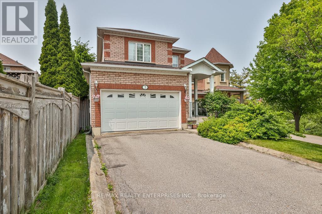 Photo 22 of 3 Jack Kenny Court, Caledon ON