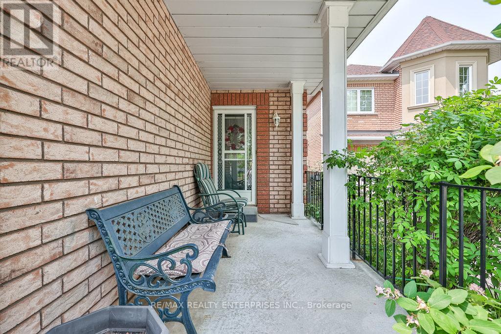 Photo 30 of 3 Jack Kenny Court, Caledon ON