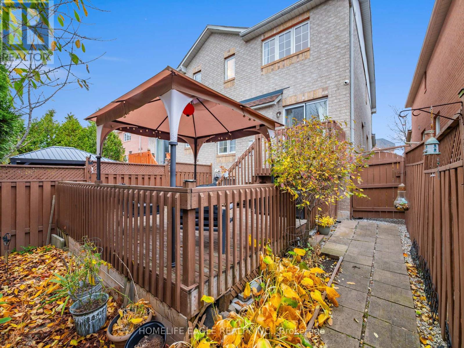 Photo 1 of 14 Corvette Court, Brampton ON