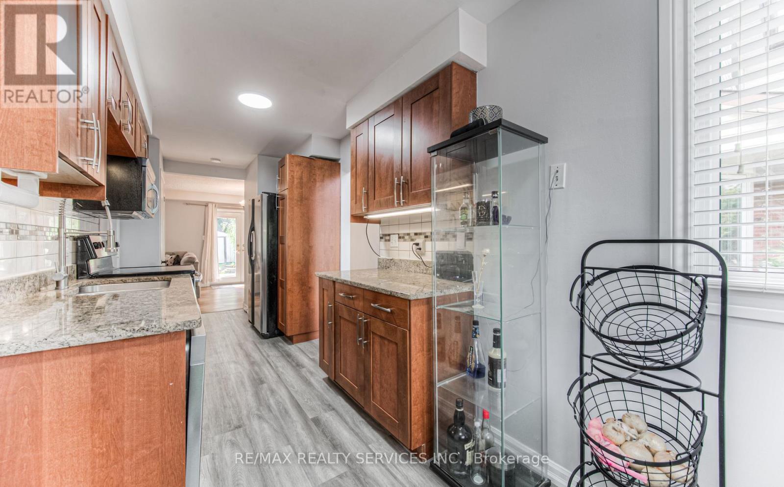 Photo 32 of 582 Drummerhill Crescent Ne, Waterloo ON