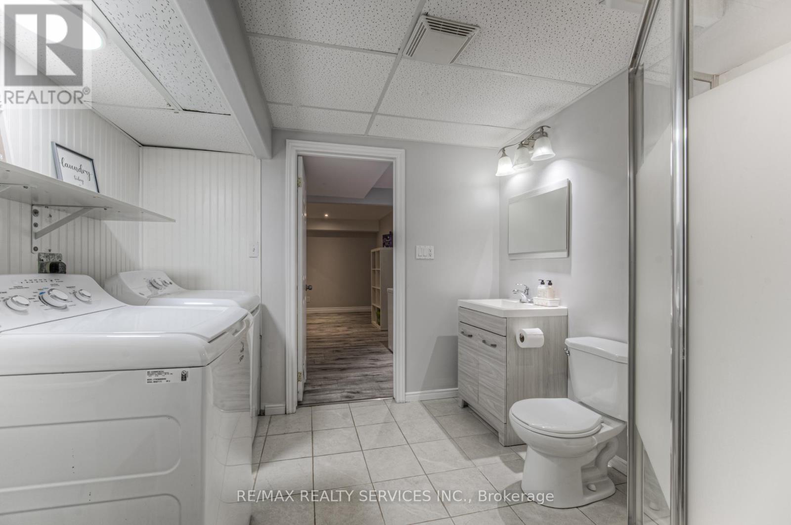 Photo 16 of 582 Drummerhill Crescent Ne, Waterloo ON