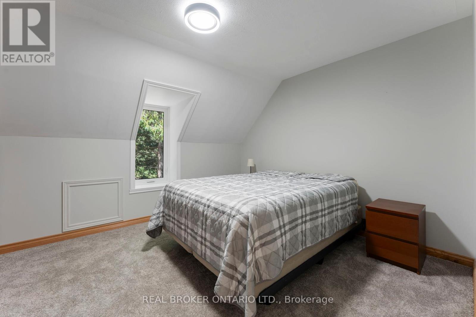 Photo 32 of 182 Governors Rd Road E, Brant ON