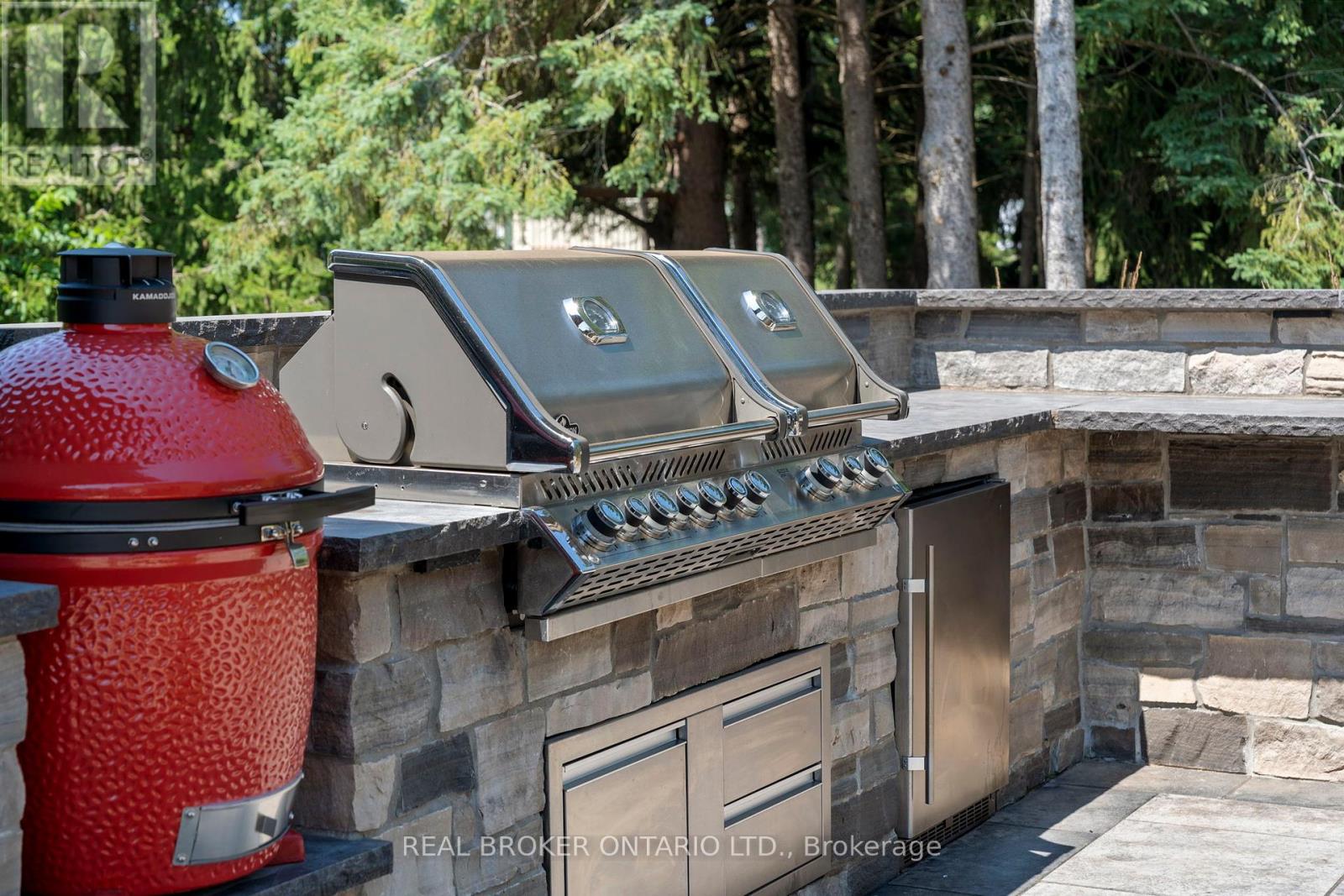 Photo 38 of 182 Governors Rd Road E, Brant ON