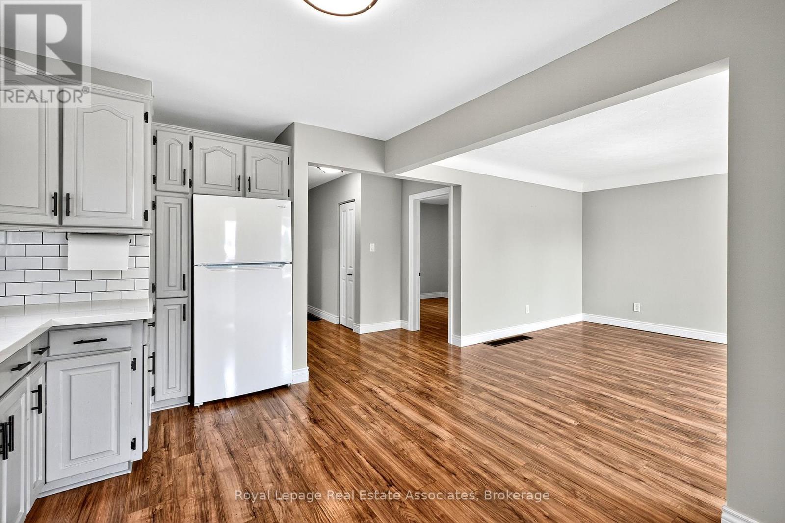 Photo 10 of Upper 312 East 45th Street, Hamilton ON