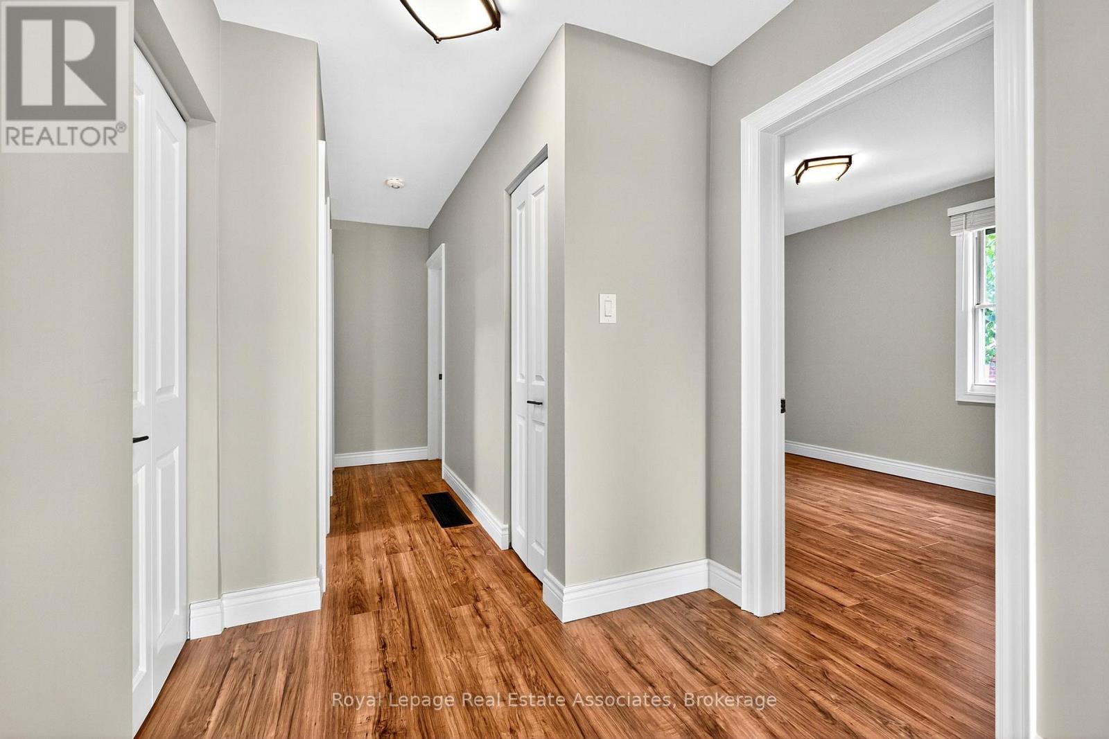 Photo 11 of Upper 312 East 45th Street, Hamilton ON
