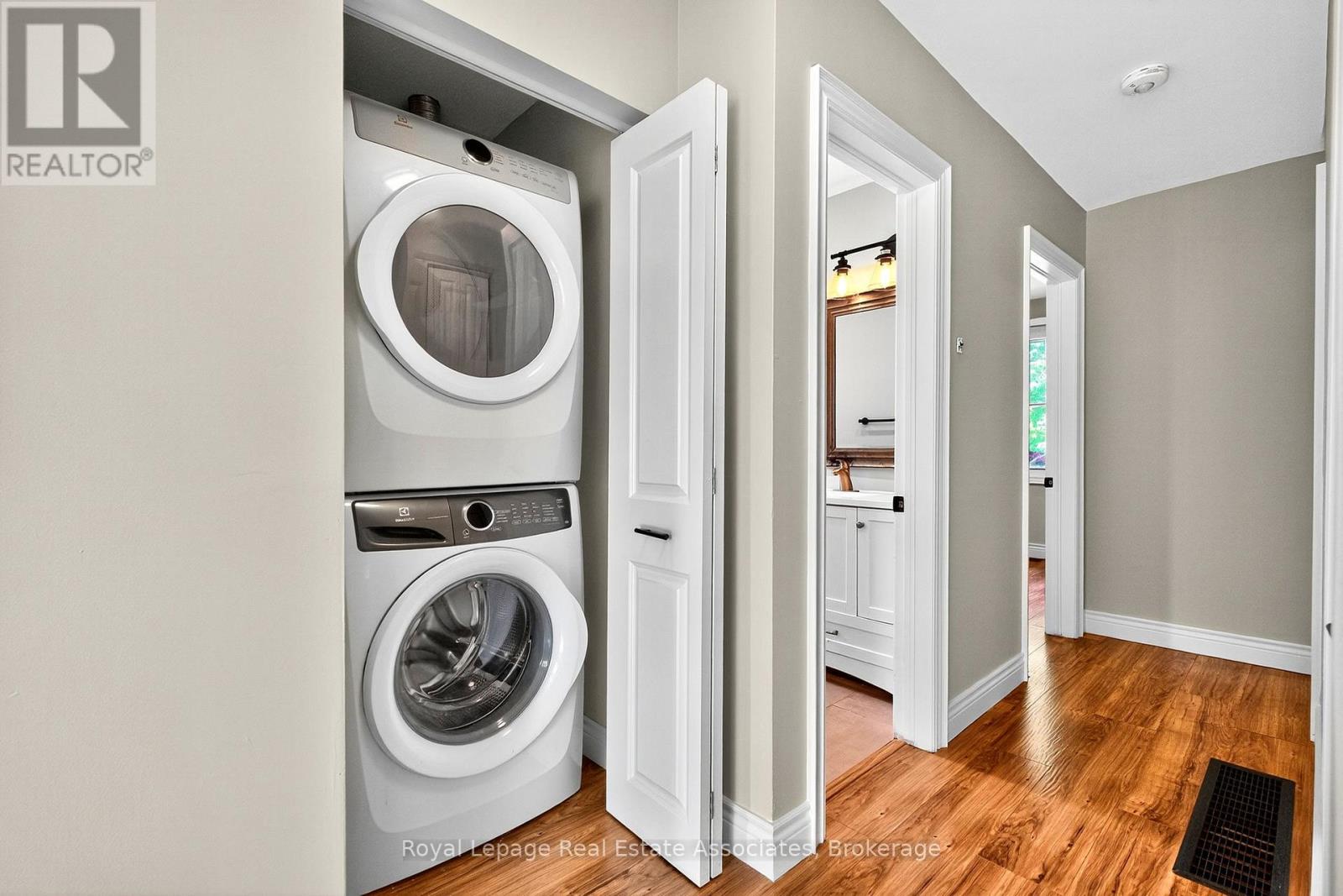 Photo 19 of Upper 312 East 45th Street, Hamilton ON