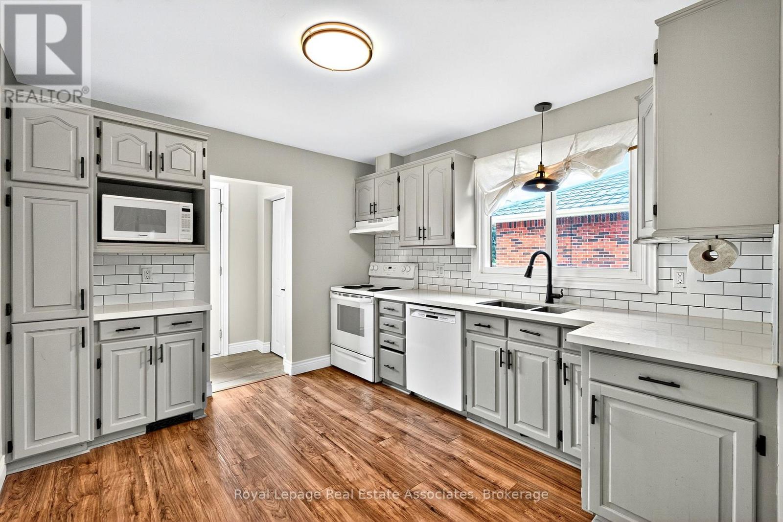 Photo 9 of Upper 312 East 45th Street, Hamilton ON