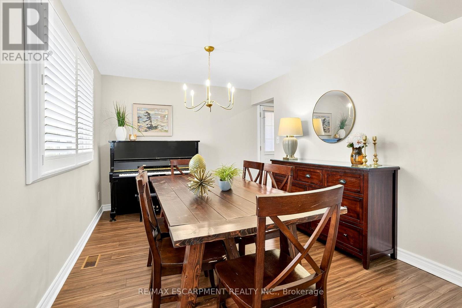 Single Family House for Sale in  SAN PEDRO DRIVE Hamilton (Mountview) 