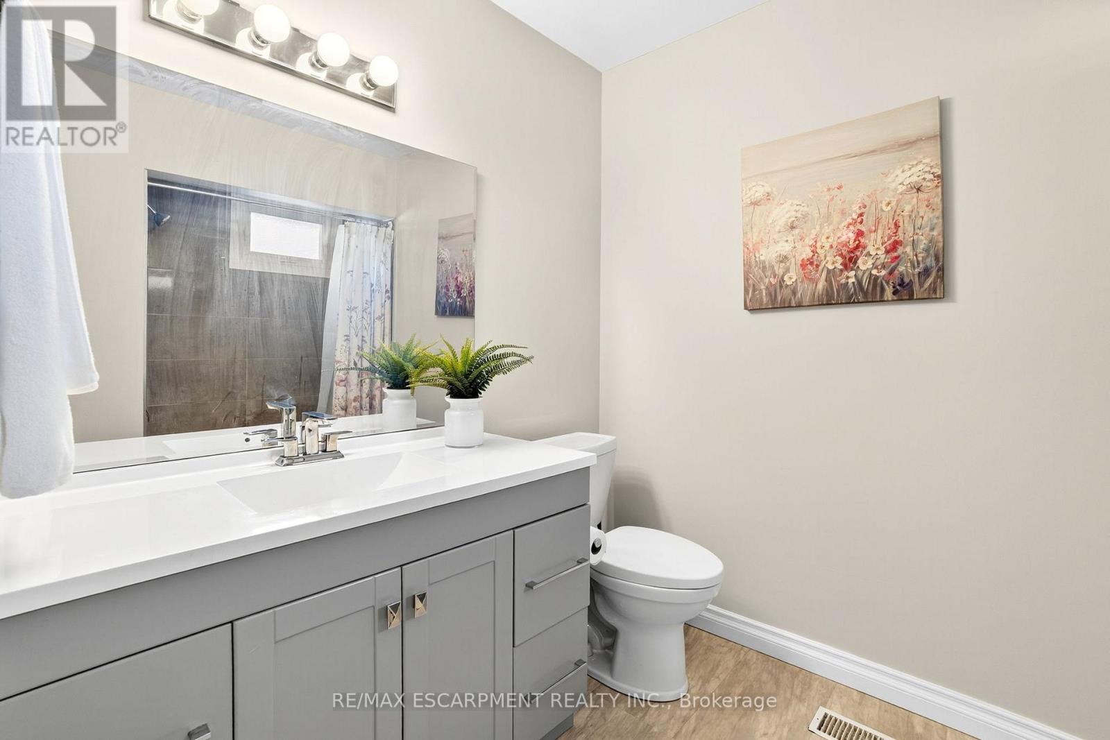 Single Family House for Sale in  SAN PEDRO DRIVE Hamilton (Mountview) 