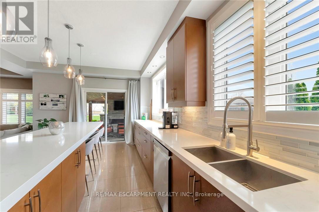 Photo 10 of 349 Valridge Drive, Hamilton ON