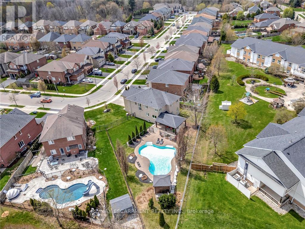 Photo 13 of 349 Valridge Drive, Hamilton ON