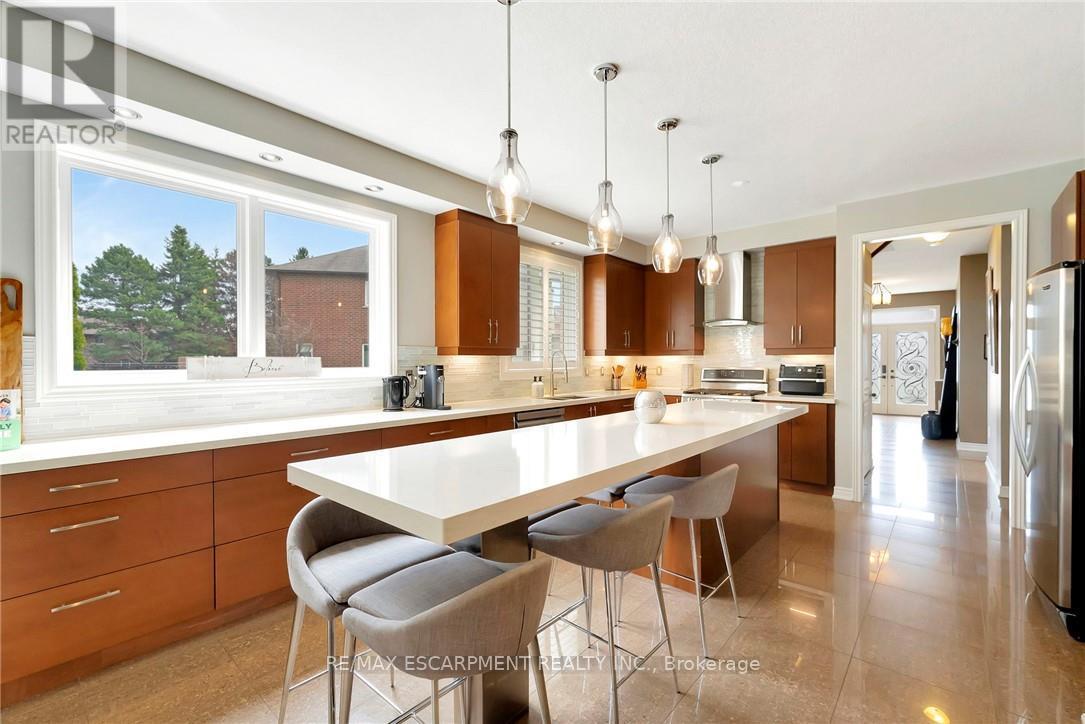 Photo 7 of 349 Valridge Drive, Hamilton ON