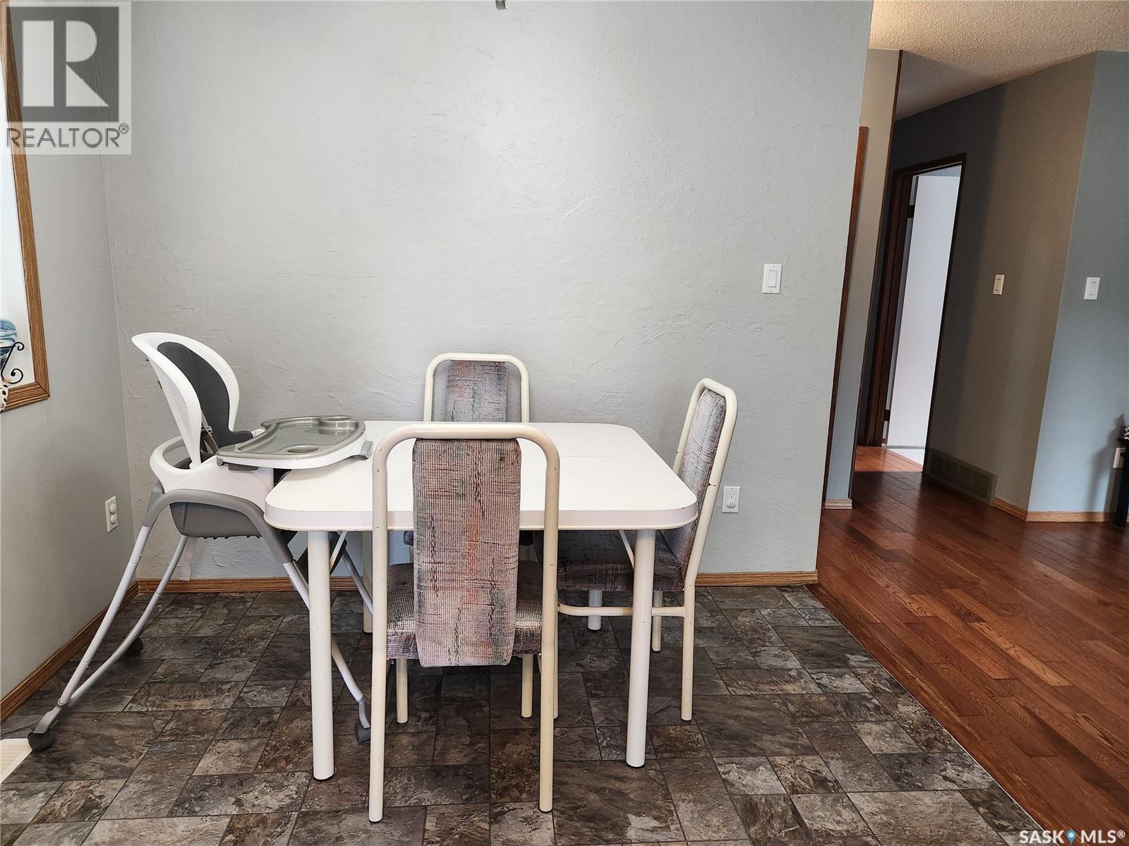 Photo 7 of 1009 106th Avenue, Tisdale SK
