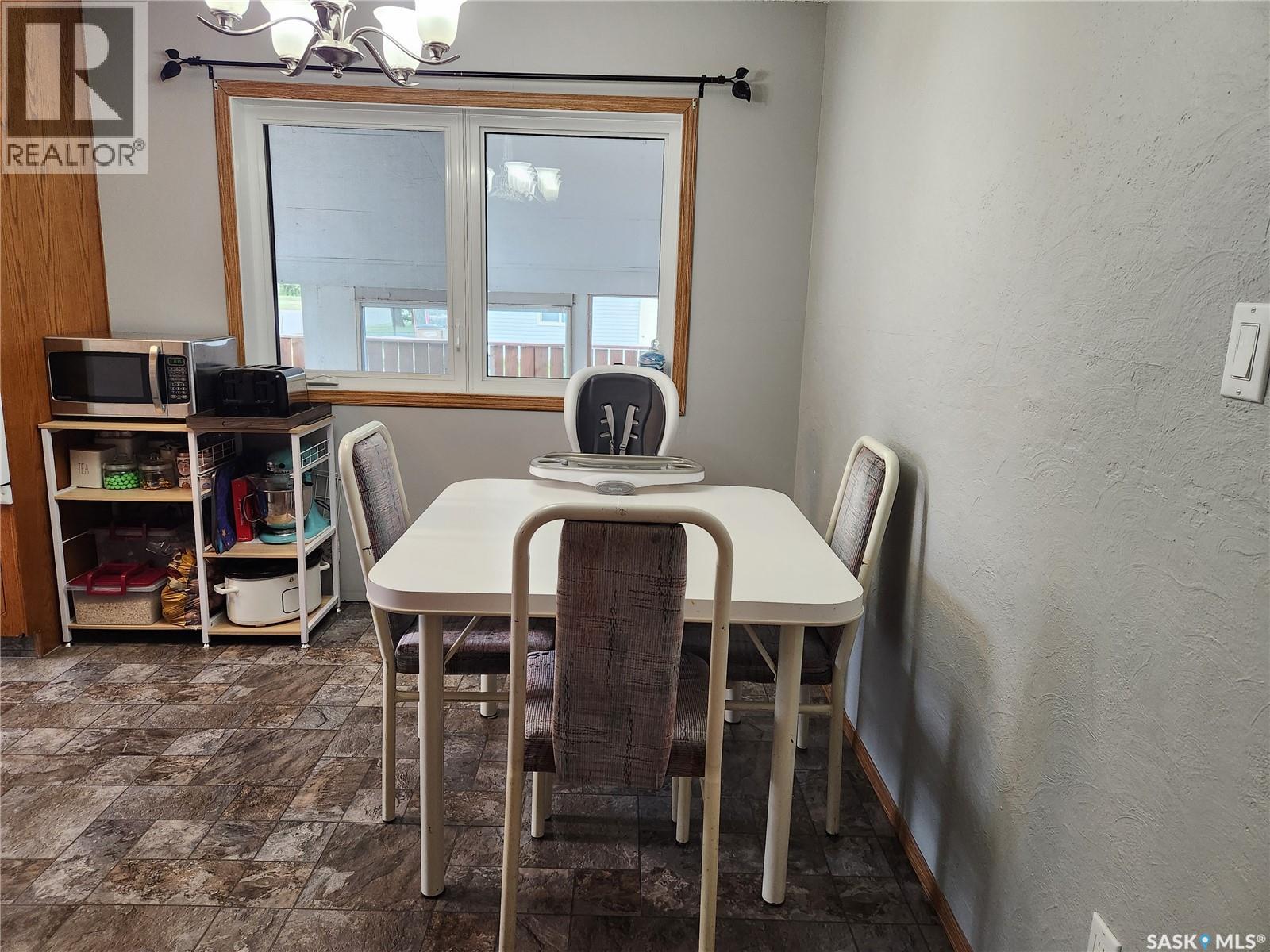 Photo 8 of 1009 106th Avenue, Tisdale SK
