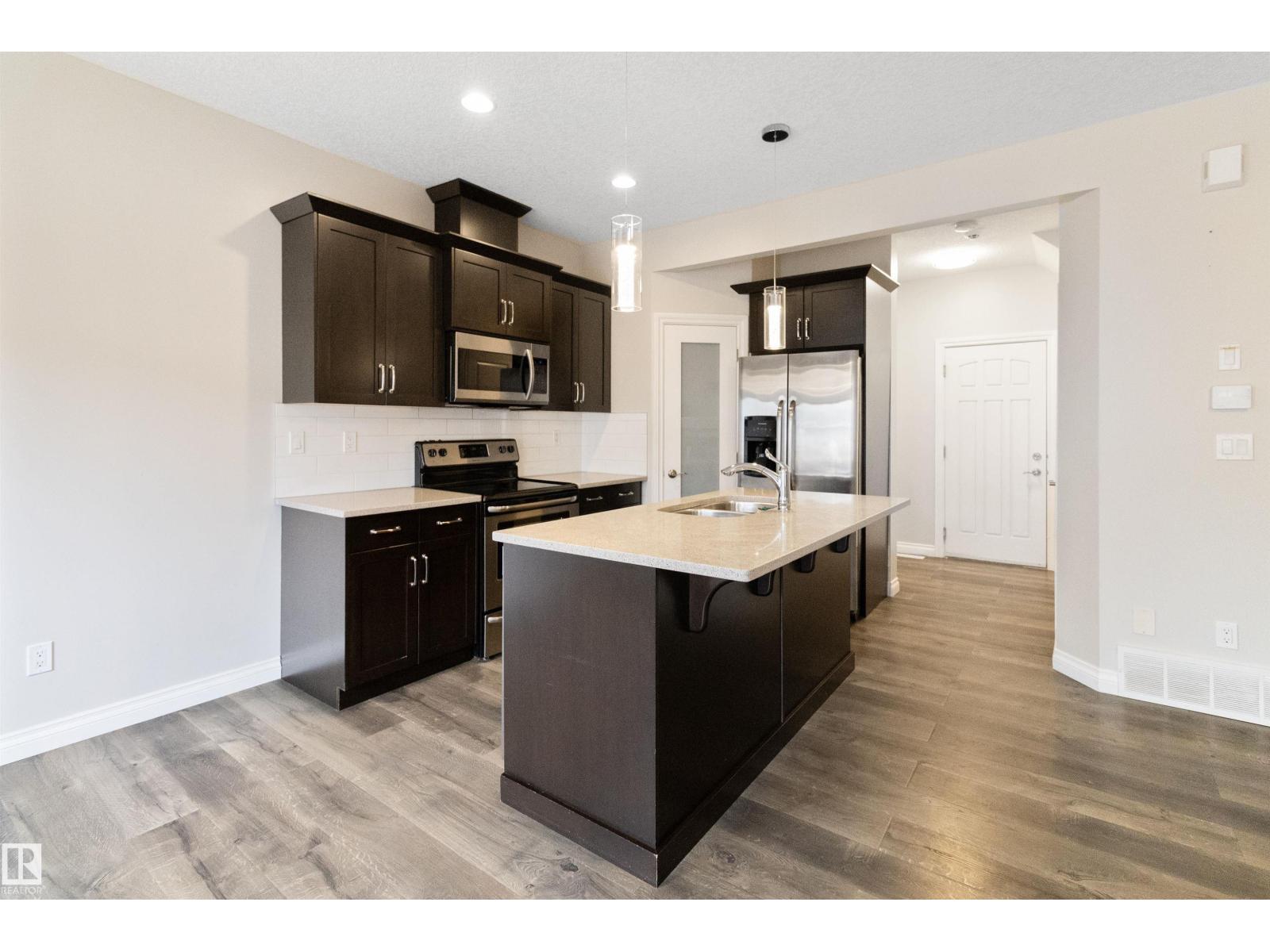 Photo 22 of 37 Roseberry Ln, Fort Saskatchewan AB