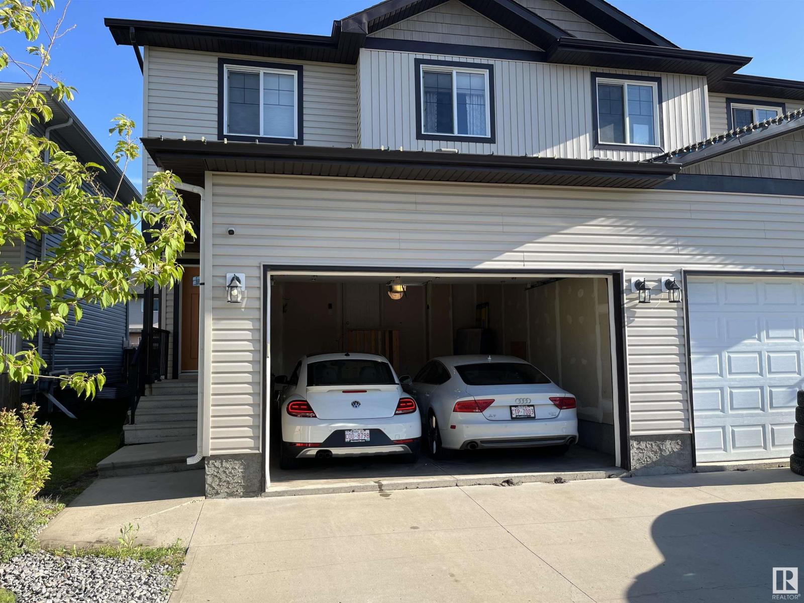 Photo 19 of 37 Roseberry Ln, Fort Saskatchewan AB