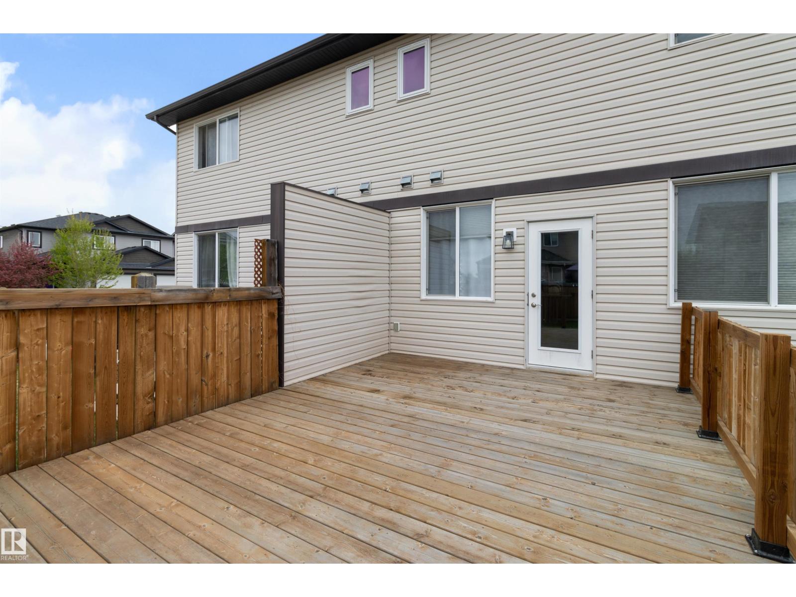 Photo 7 of 37 Roseberry Ln, Fort Saskatchewan AB