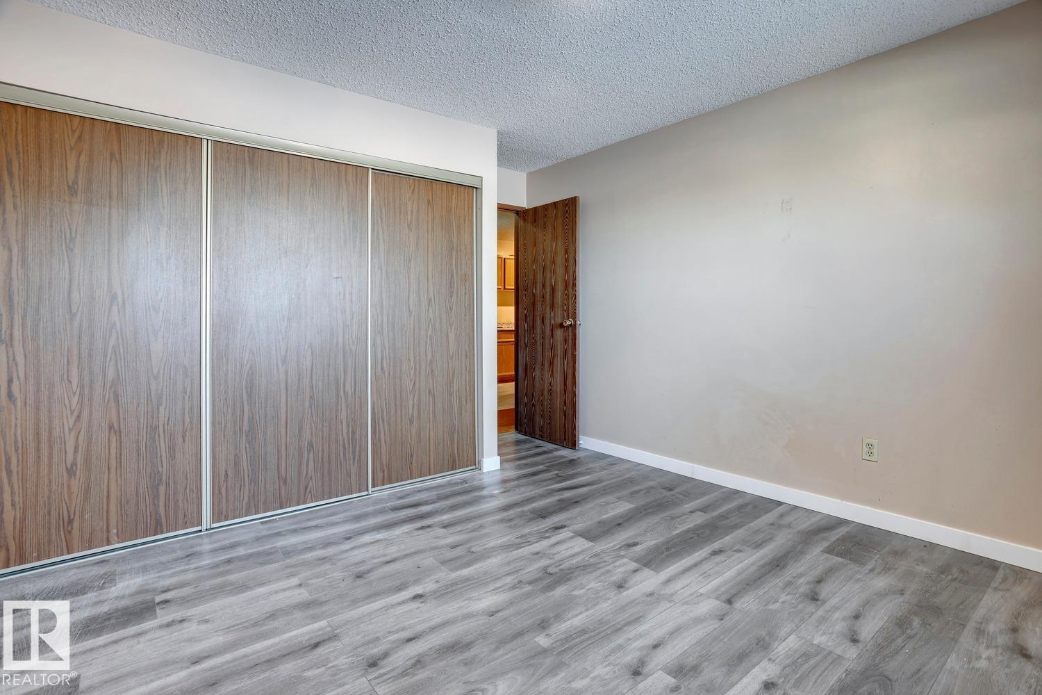 Photo 4 of 302 11115 74 St Nw, Edmonton AB