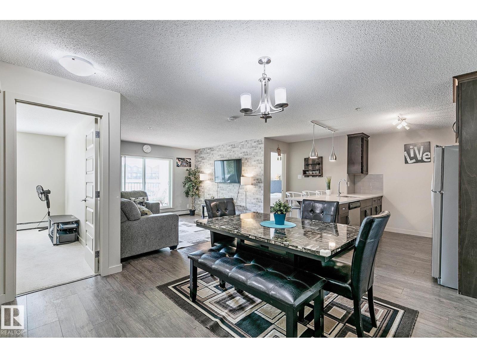 Photo 10 of 104 4008 Savaryn Dr Sw, Edmonton AB