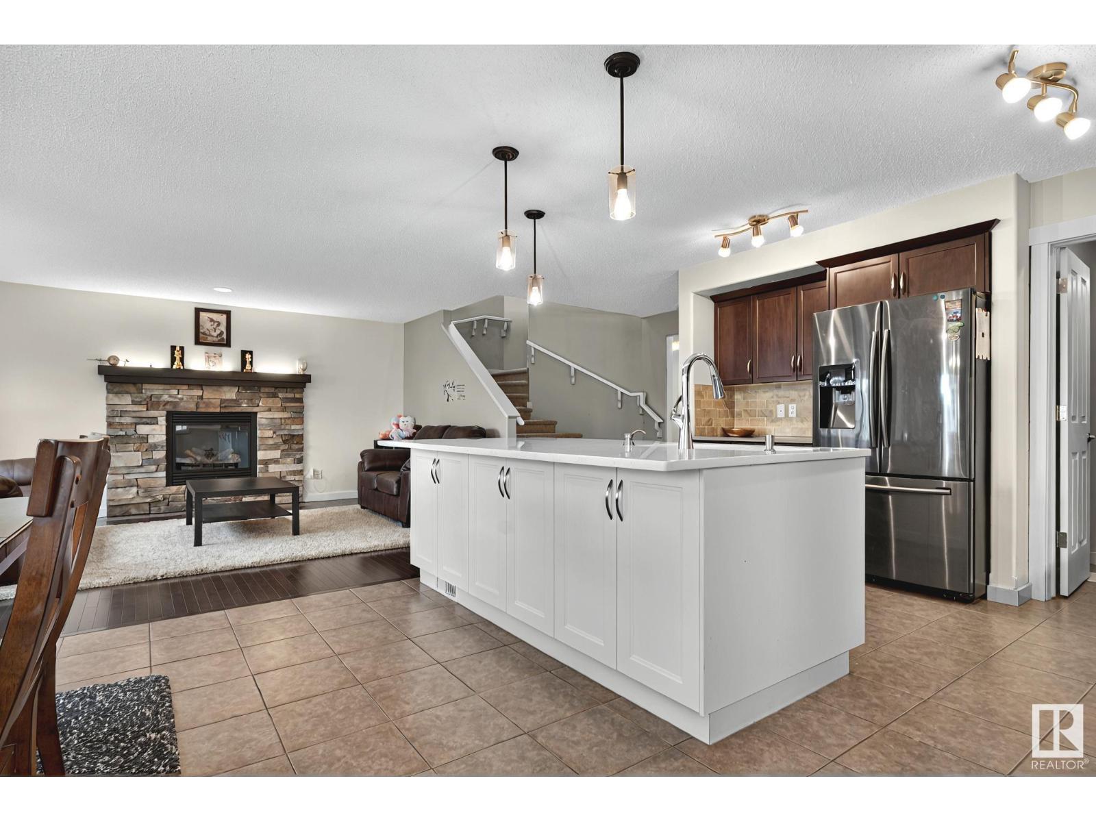 Photo 47 of 224 54 St Sw, Edmonton AB