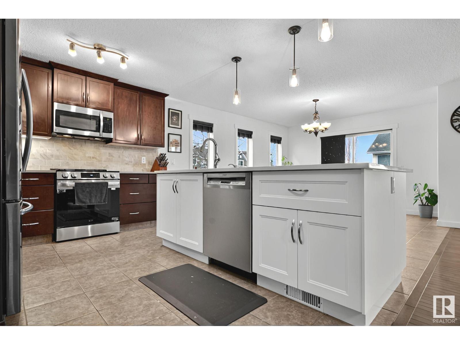 Photo 52 of 224 54 St Sw, Edmonton AB