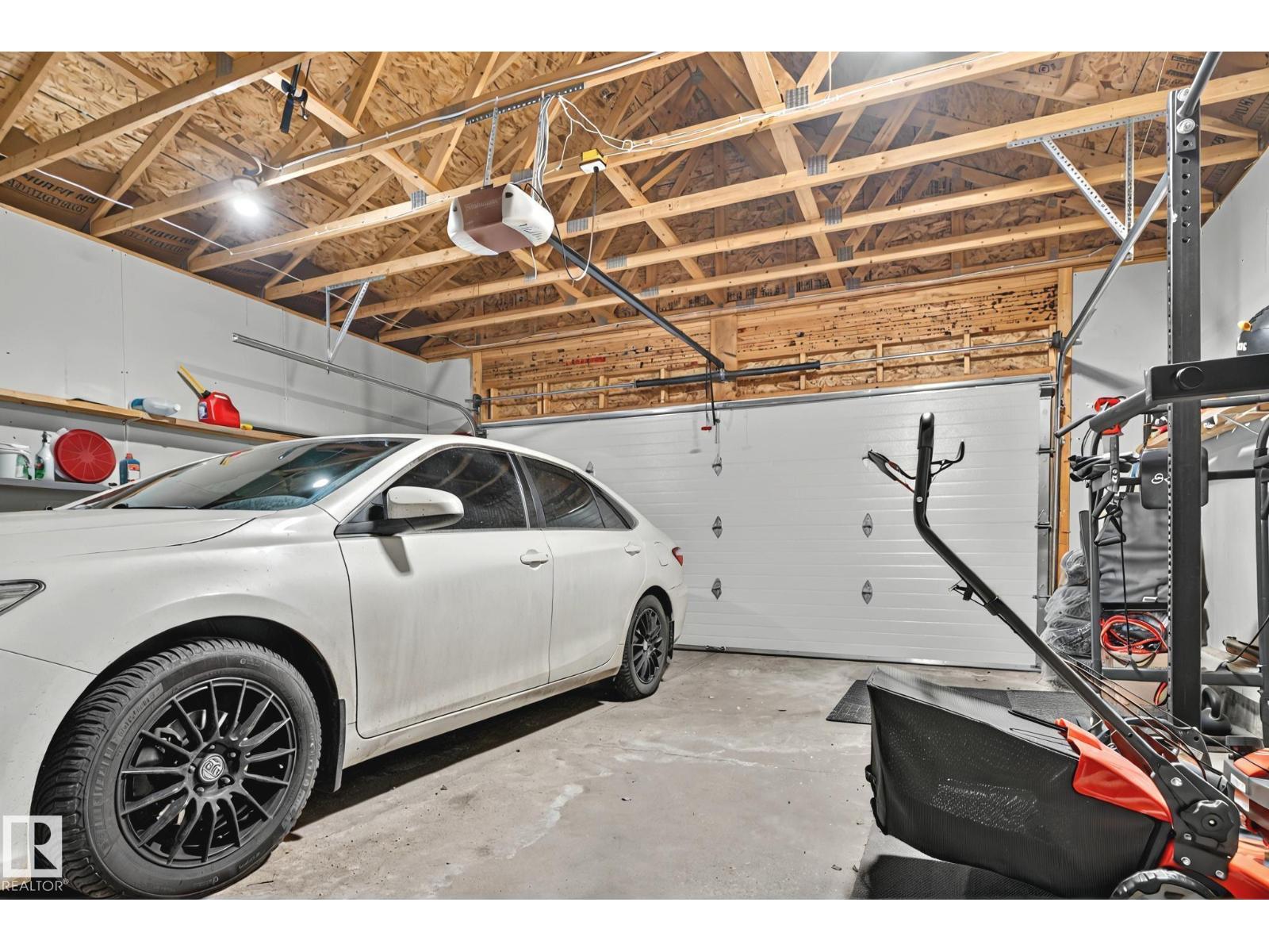 Photo 33 of 224 54 St Sw, Edmonton AB