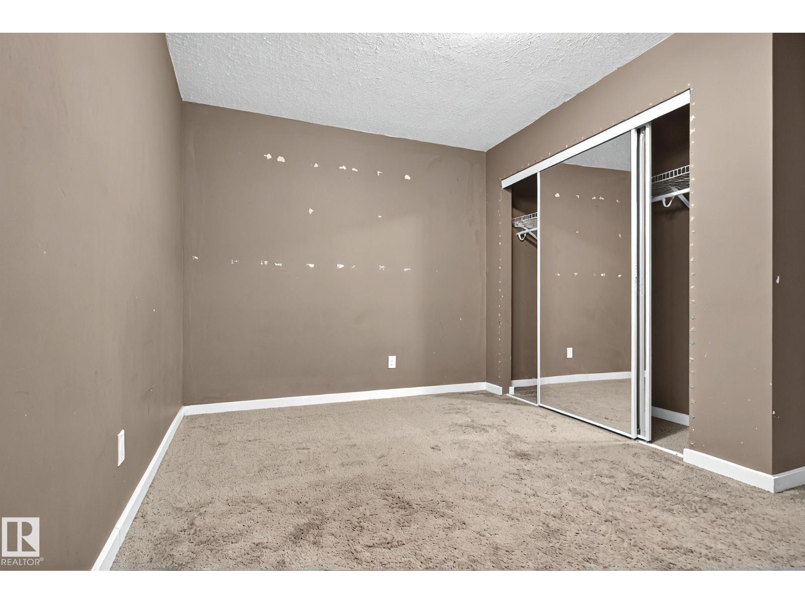 Photo 32 of 224 54 St Sw, Edmonton AB
