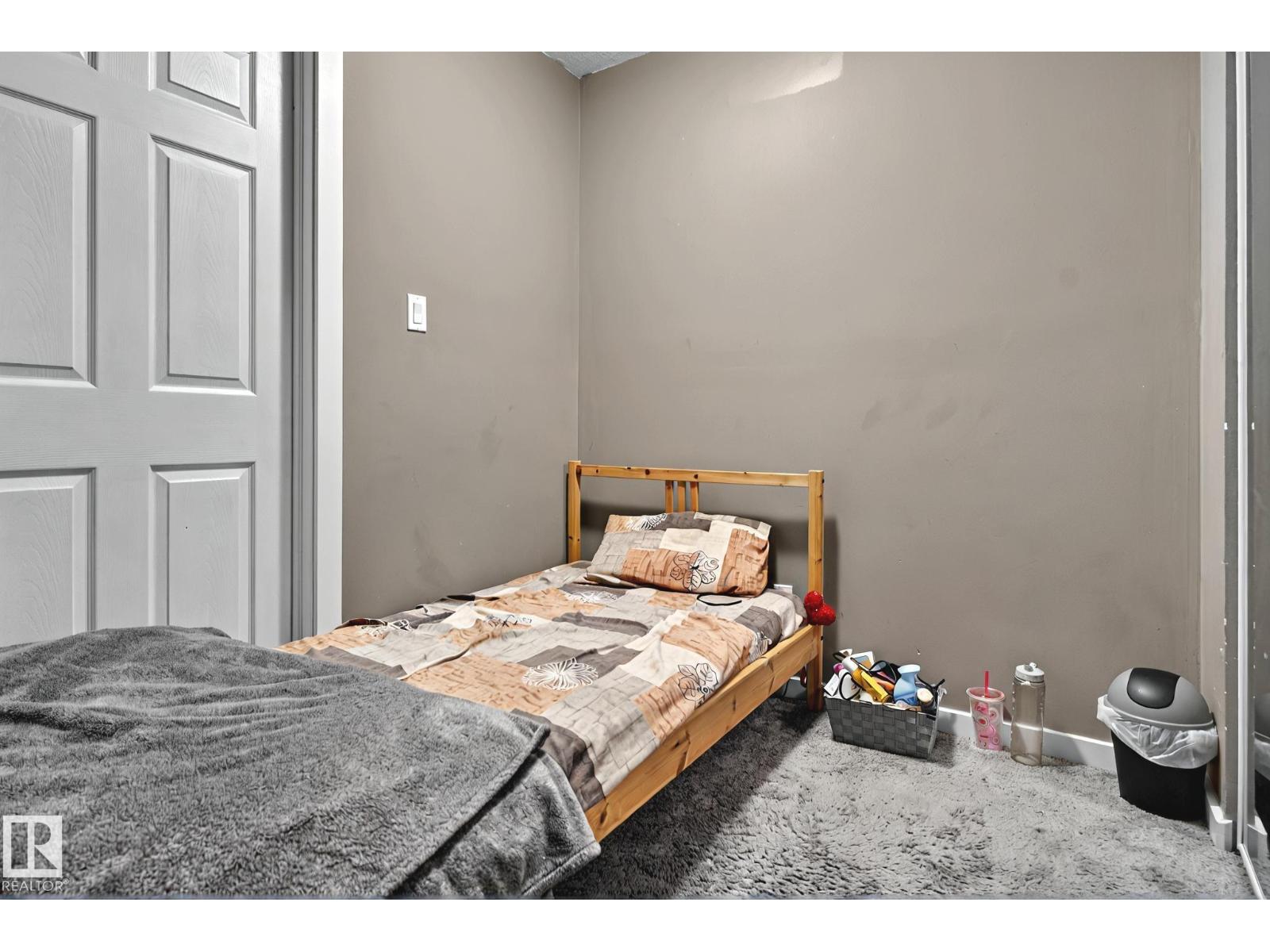 Photo 31 of 224 54 St Sw, Edmonton AB