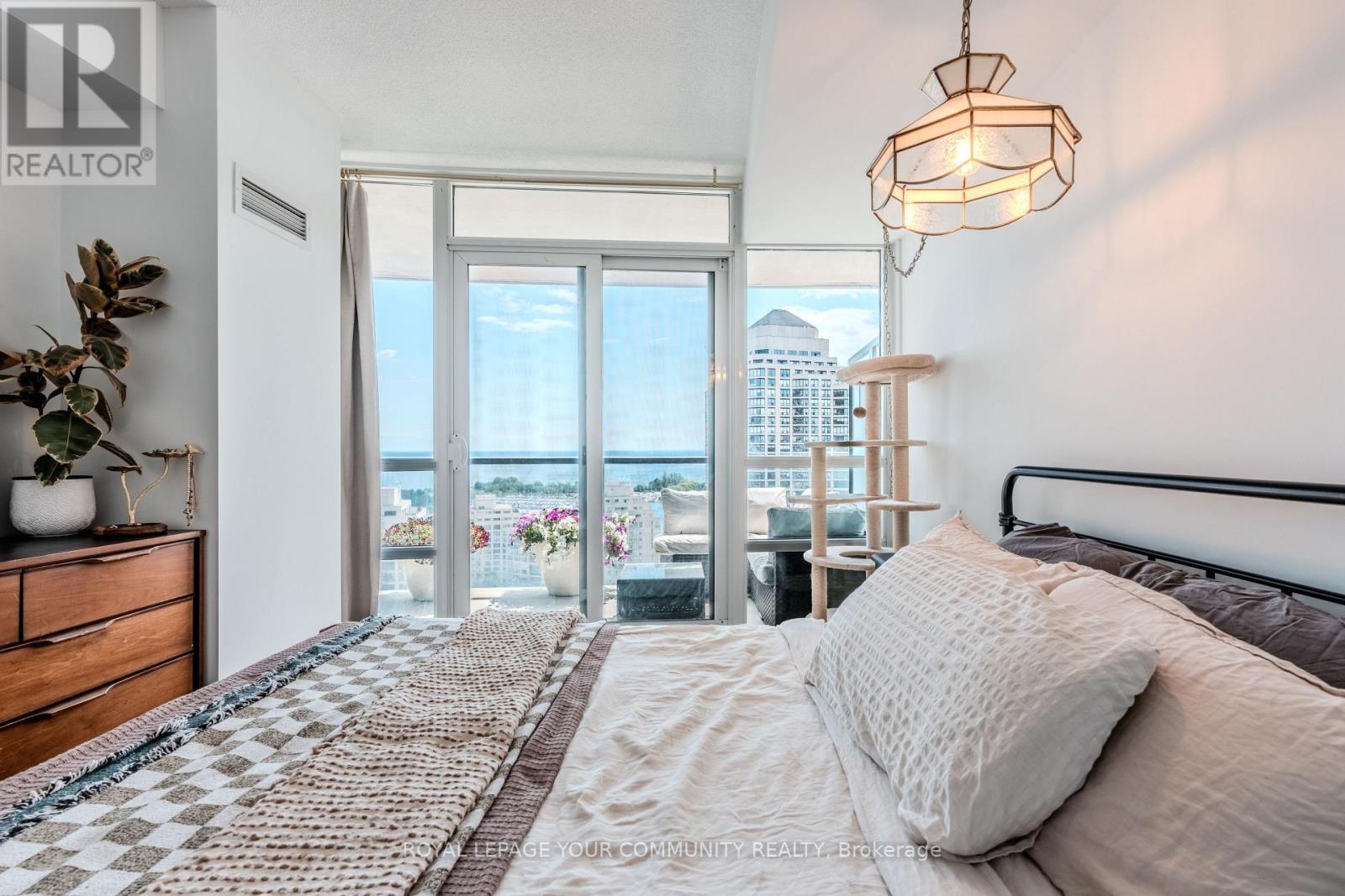 Photo 37 of 2101 15 Legion Road, Toronto ON