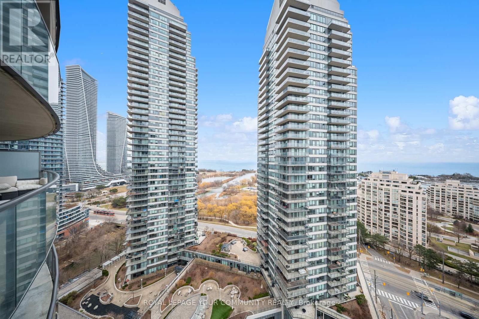 Photo 17 of 2101 15 Legion Road, Toronto ON