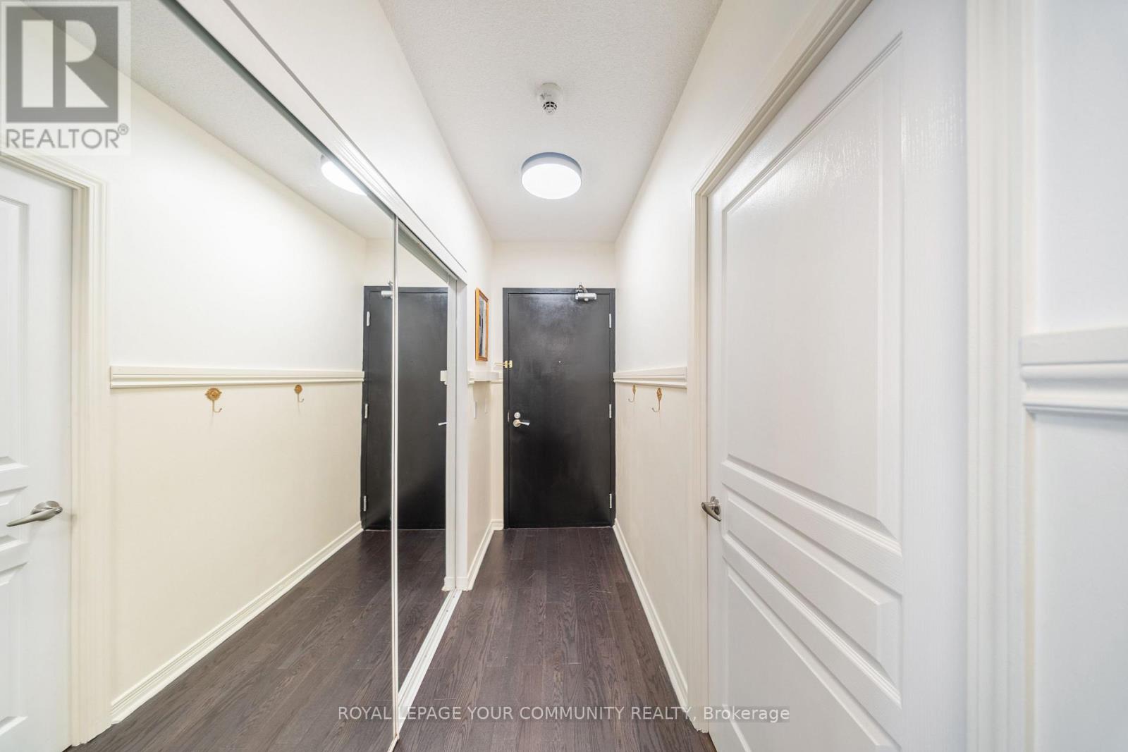 Photo 28 of 2101 15 Legion Road, Toronto ON