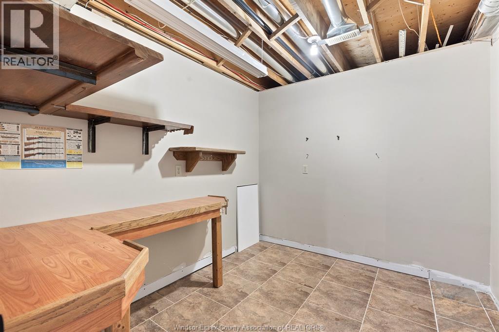 Photo 27 of 113 Beach Court, Stoney Point ON