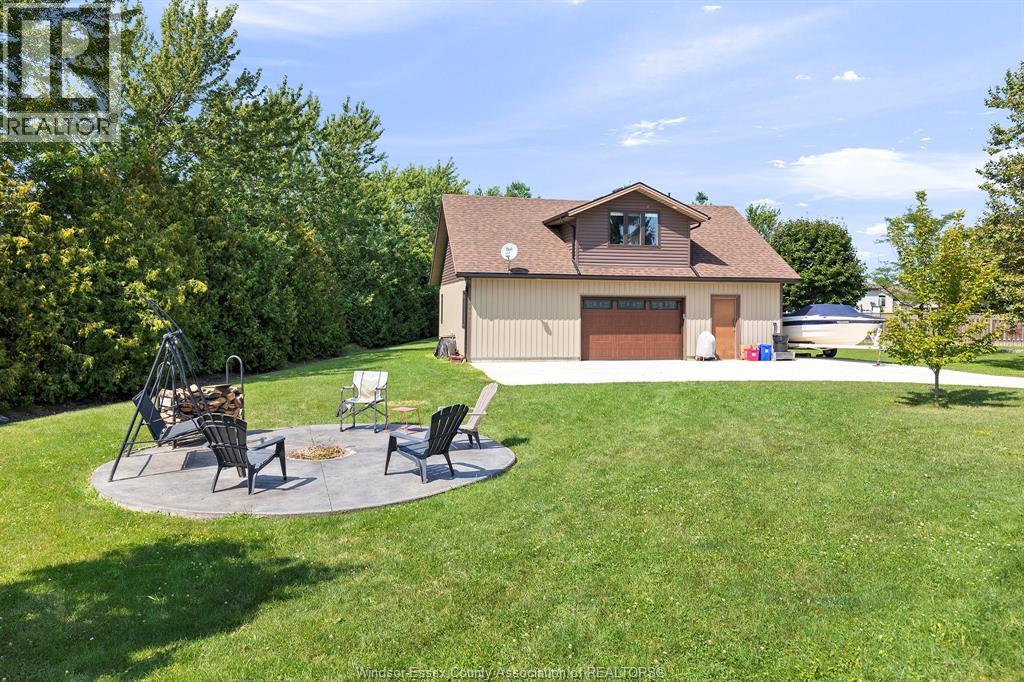 Photo 5 of 113 Beach Court, Stoney Point ON