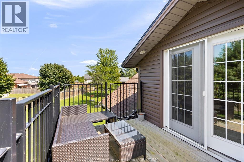 Photo 45 of 113 Beach Court, Stoney Point ON