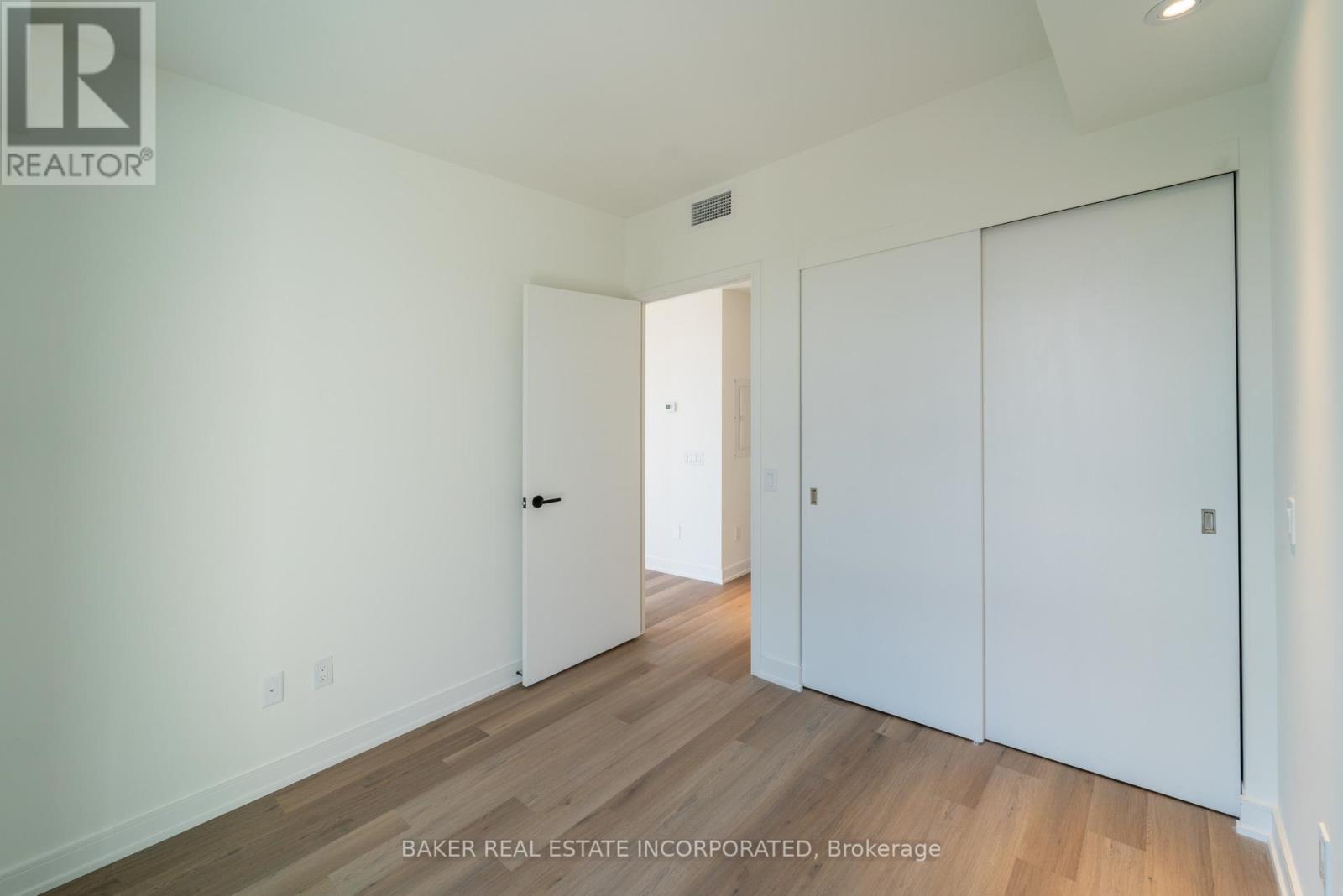 Photo 6 of 1409 181 Mill Street, Toronto ON