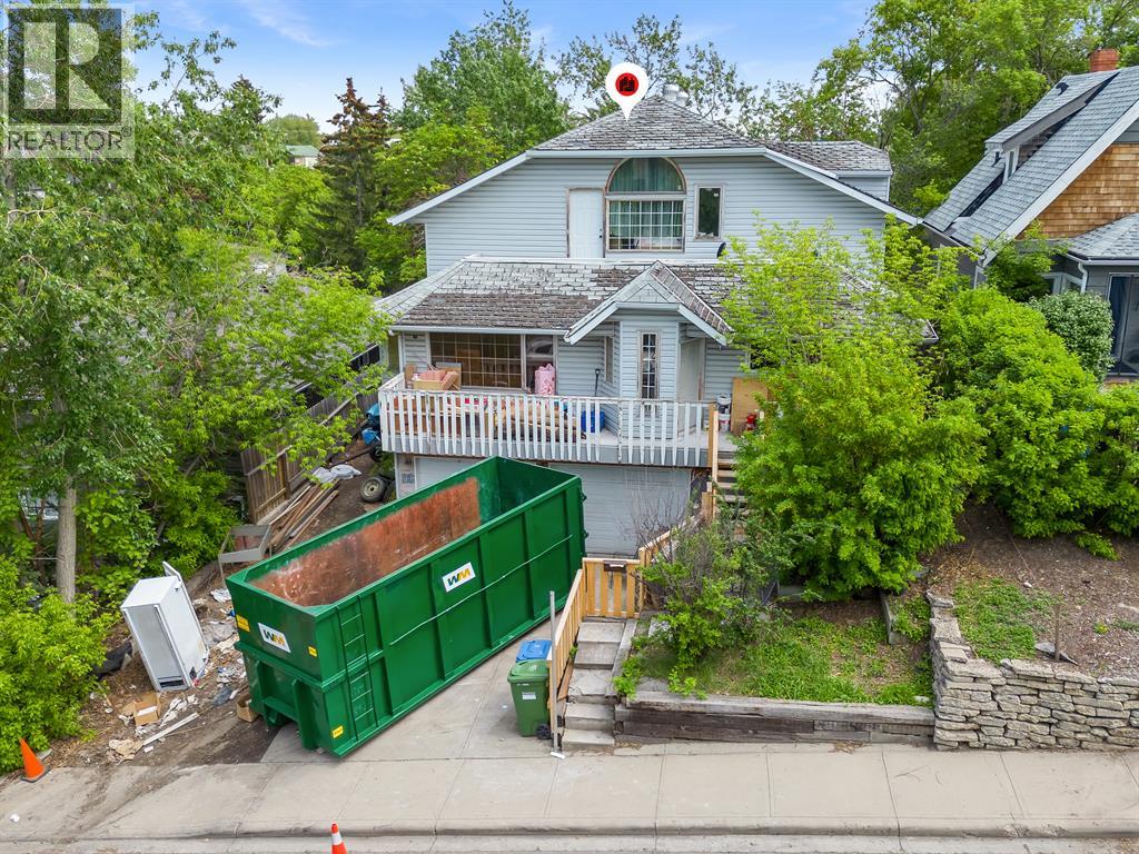 Photo 6 of 3610 Parkhill Street Sw, Calgary AB