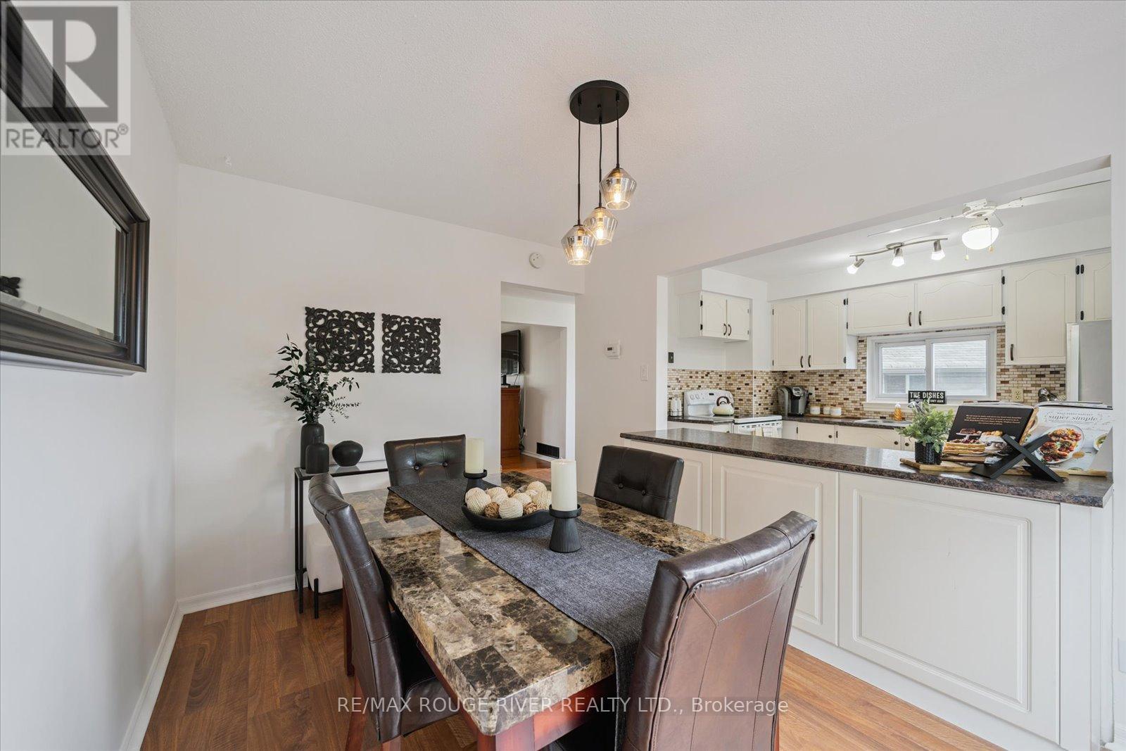 Photo 4 of 600 Galahad Drive, Oshawa ON