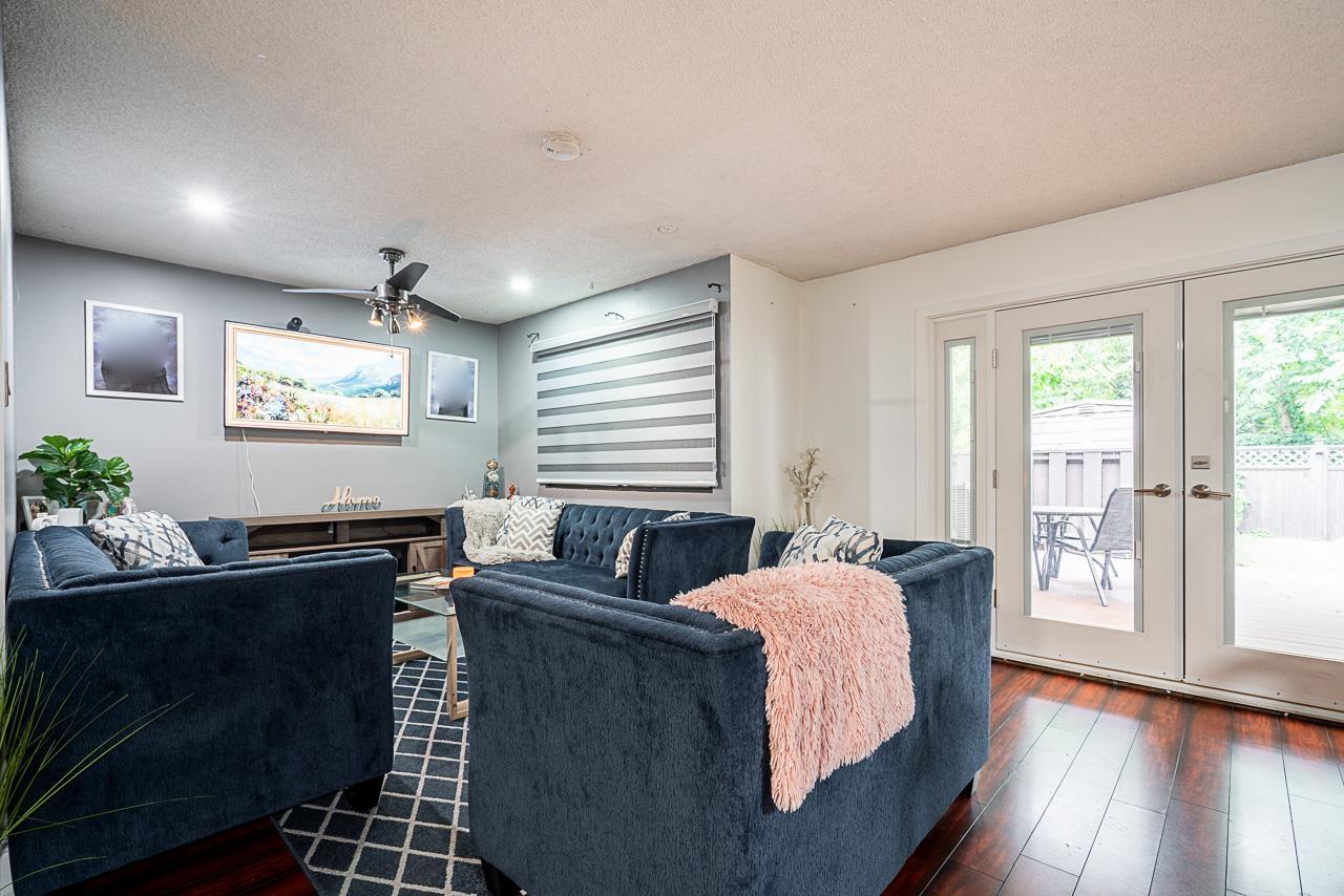 Photo 8 of 71 8555 King George Boulevard, Surrey BC