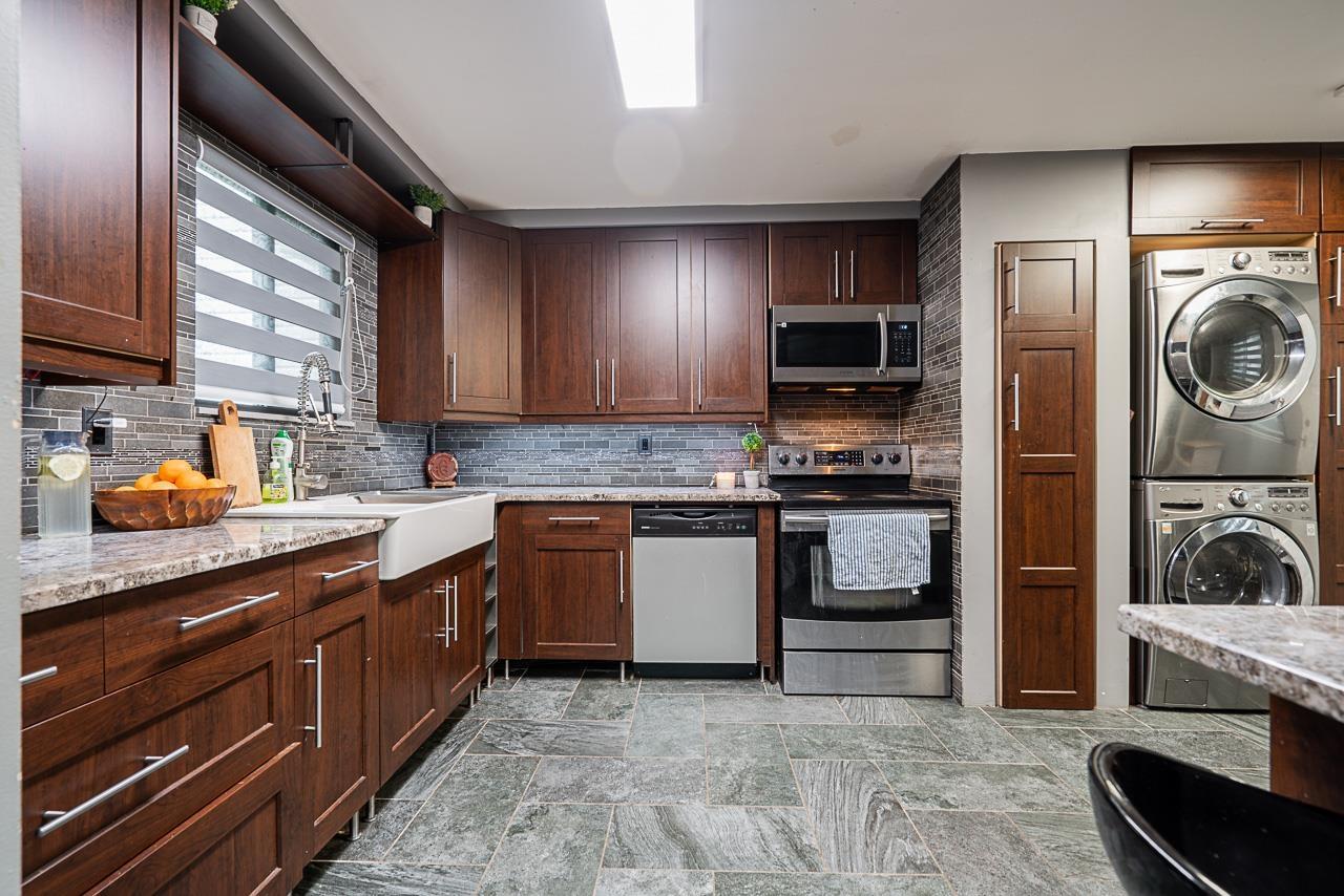 Photo 1 of 71 8555 King George Boulevard, Surrey BC