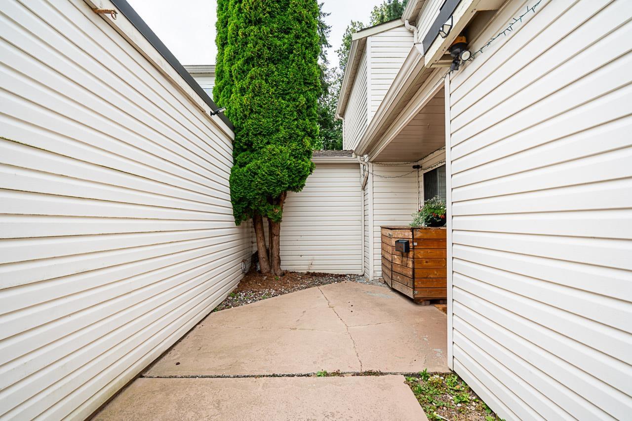 Photo 26 of 71 8555 King George Boulevard, Surrey BC