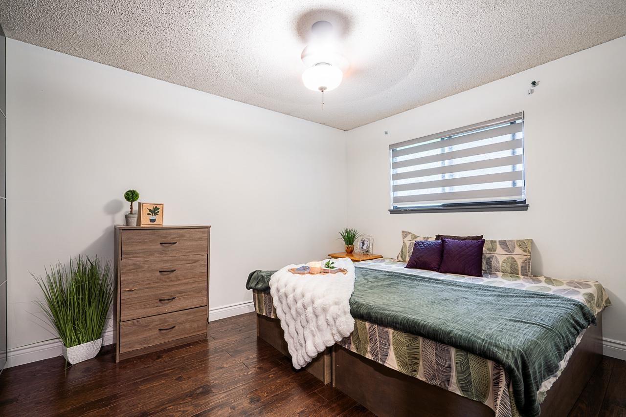 Photo 15 of 71 8555 King George Boulevard, Surrey BC