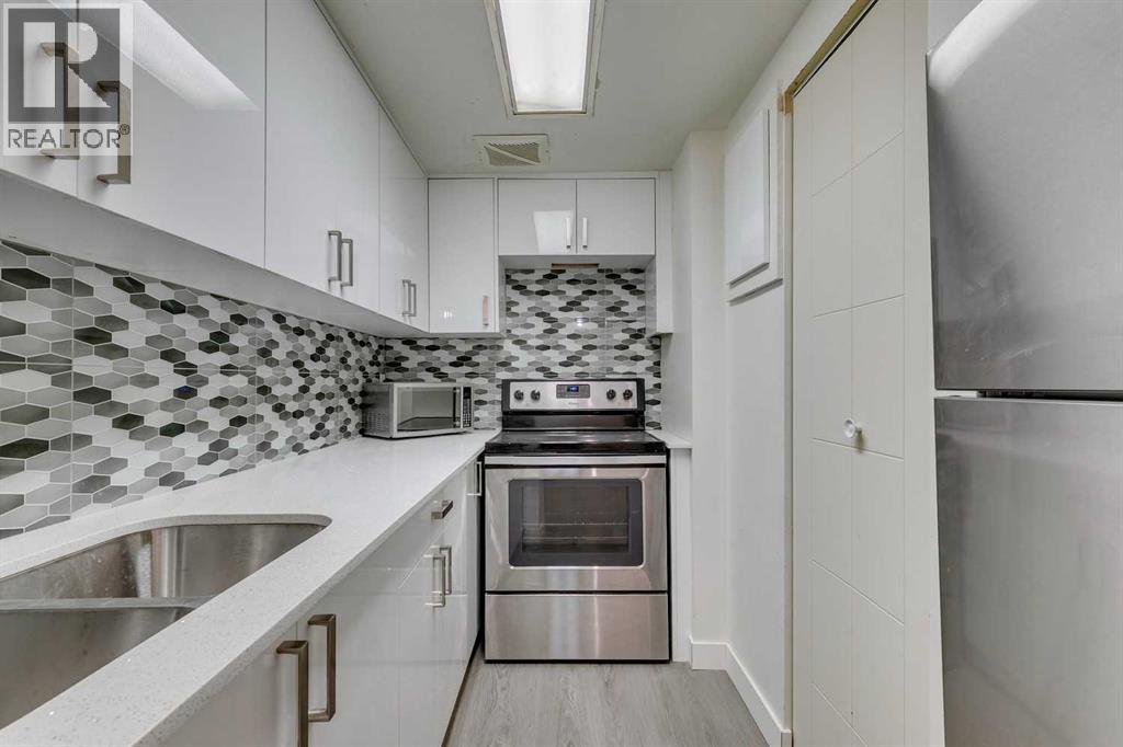 Single Family House for Sale in    Avenue SE Penbrooke Meadows Calgary 