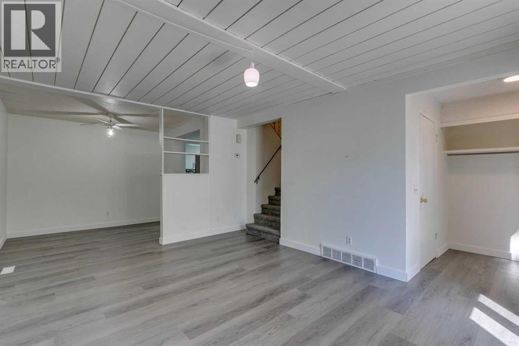 Single Family House for Sale in    Avenue SE Penbrooke Meadows Calgary 