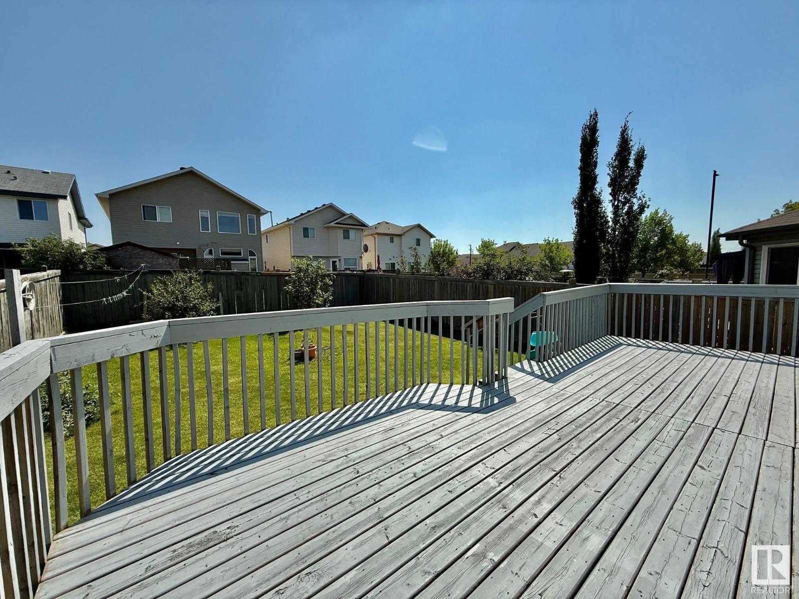 Photo 17 of 3311 21 St Nw, Edmonton AB