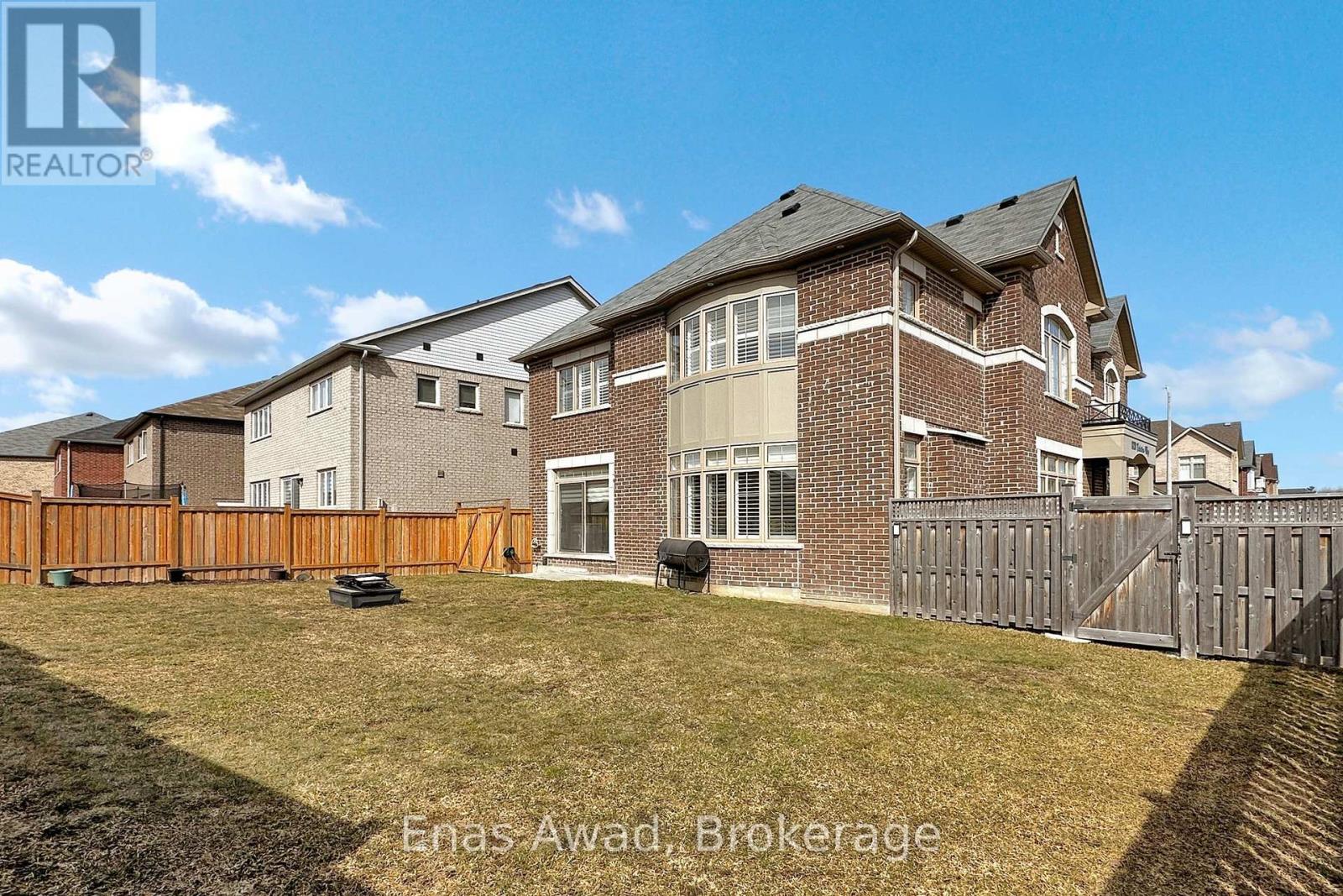 Photo 48 of 1829 Emberton Way, Innisfil ON