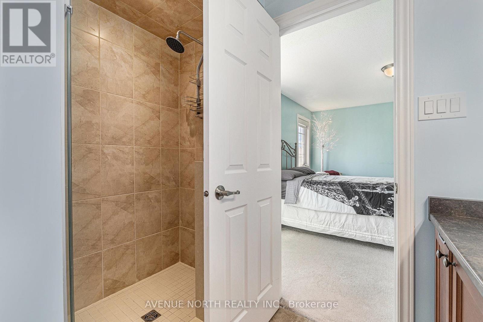 Photo 26 of 30 Solaris Drive, Ottawa ON